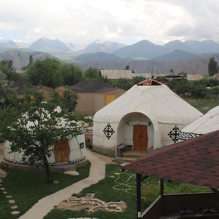Guest House Emily Bokonbayevo Luaran gambar